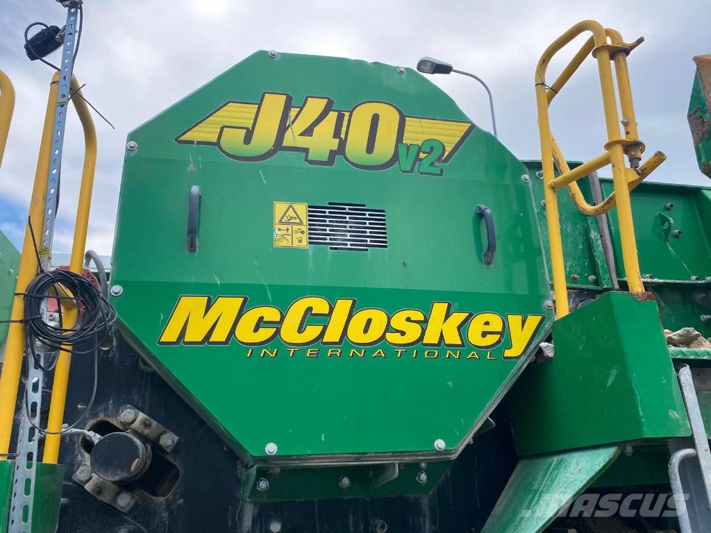 McCloskey J40 移动式破碎机