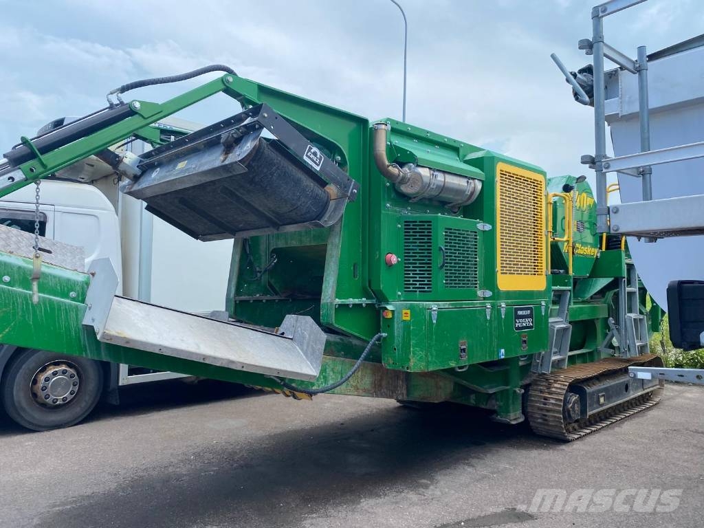 McCloskey J40 移动式破碎机