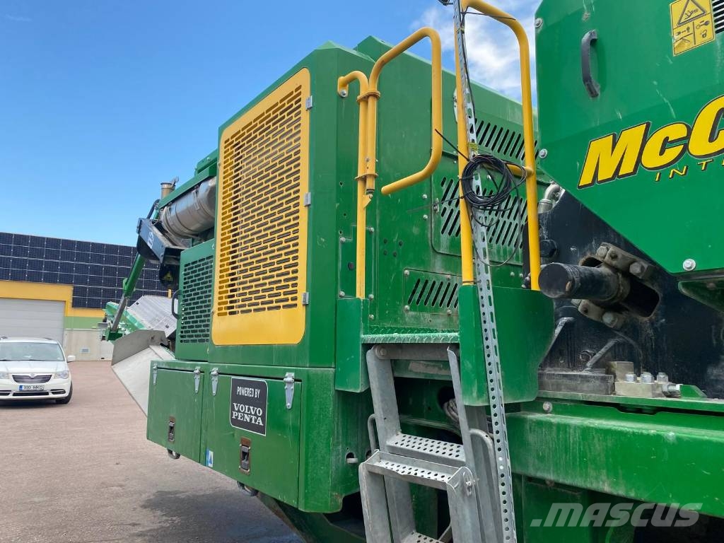 McCloskey J40 移动式破碎机