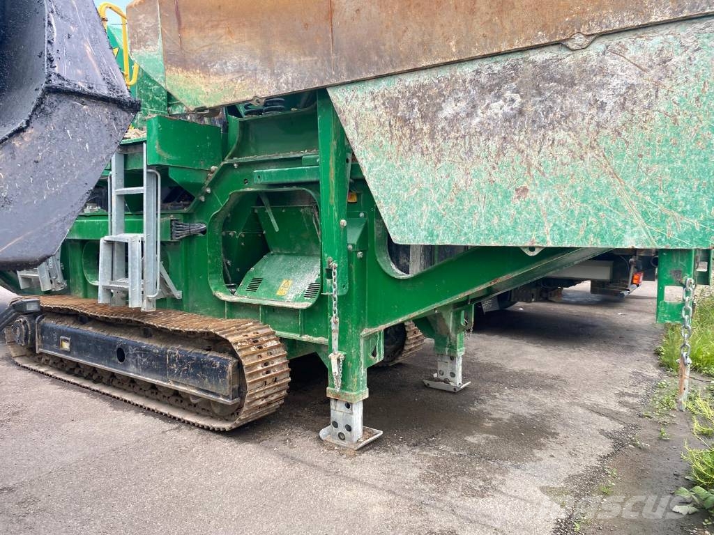 McCloskey J40 移动式破碎机