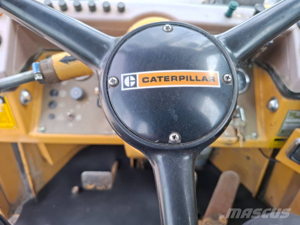 CAT IT 12 Φορτωτές με λάστιχα (Τροχοφόροι)