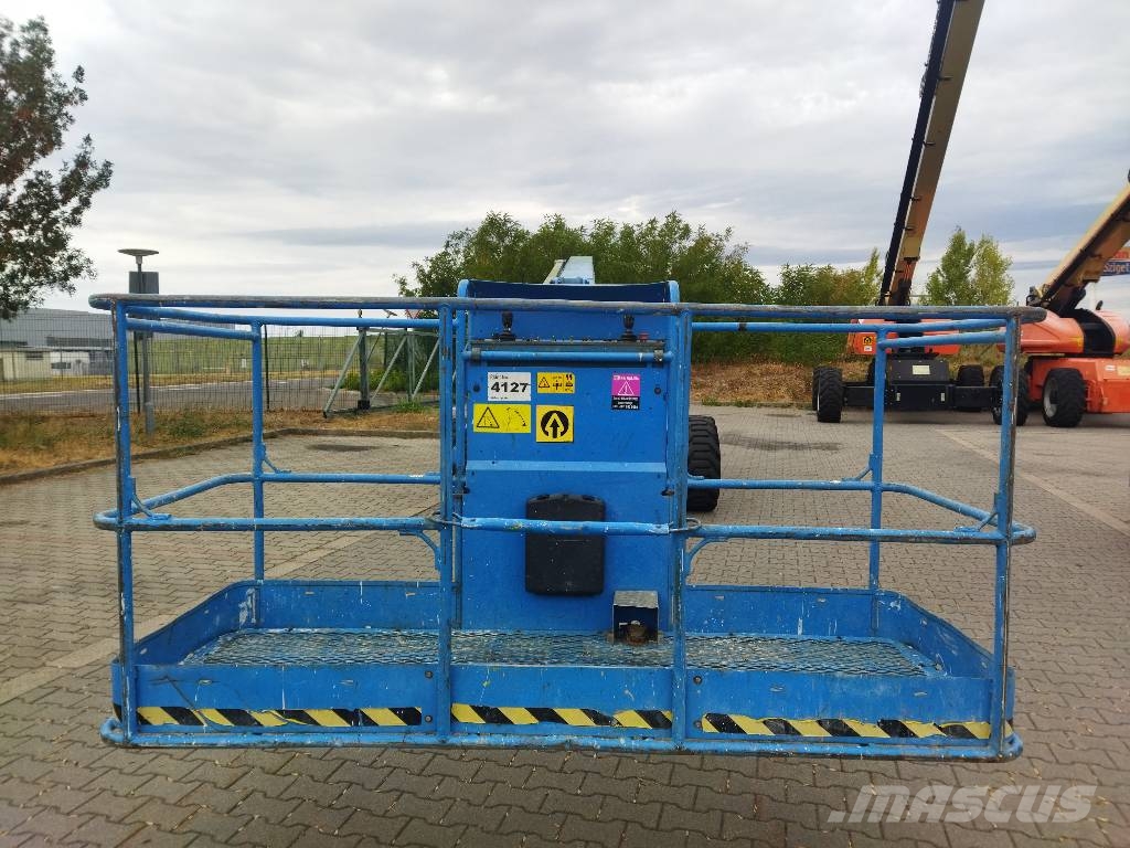 Genie S65 Articulated boom lifts