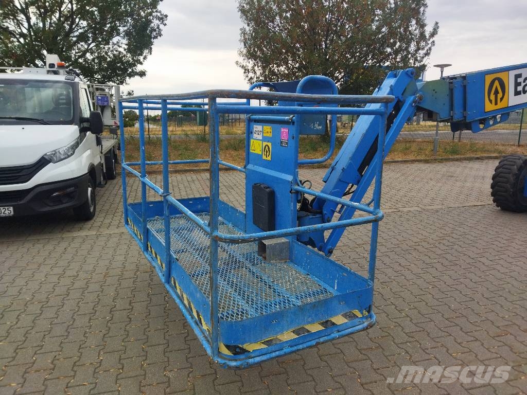 Genie S65 Articulated boom lifts