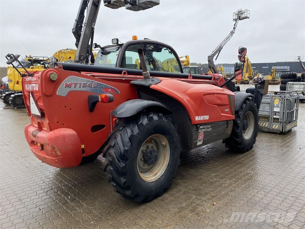 Manitou MT1840A 伸縮臂操作車