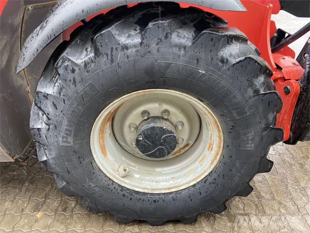 Manitou MT1840A 伸縮臂操作車