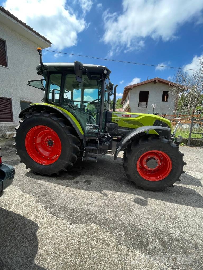 CLAAS AXOS 3.110 Трактора