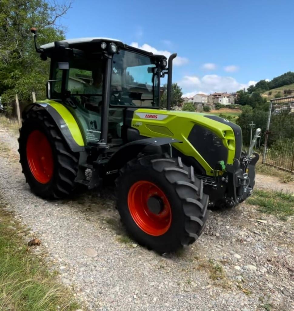 CLAAS AXOS 3.110 Трактора