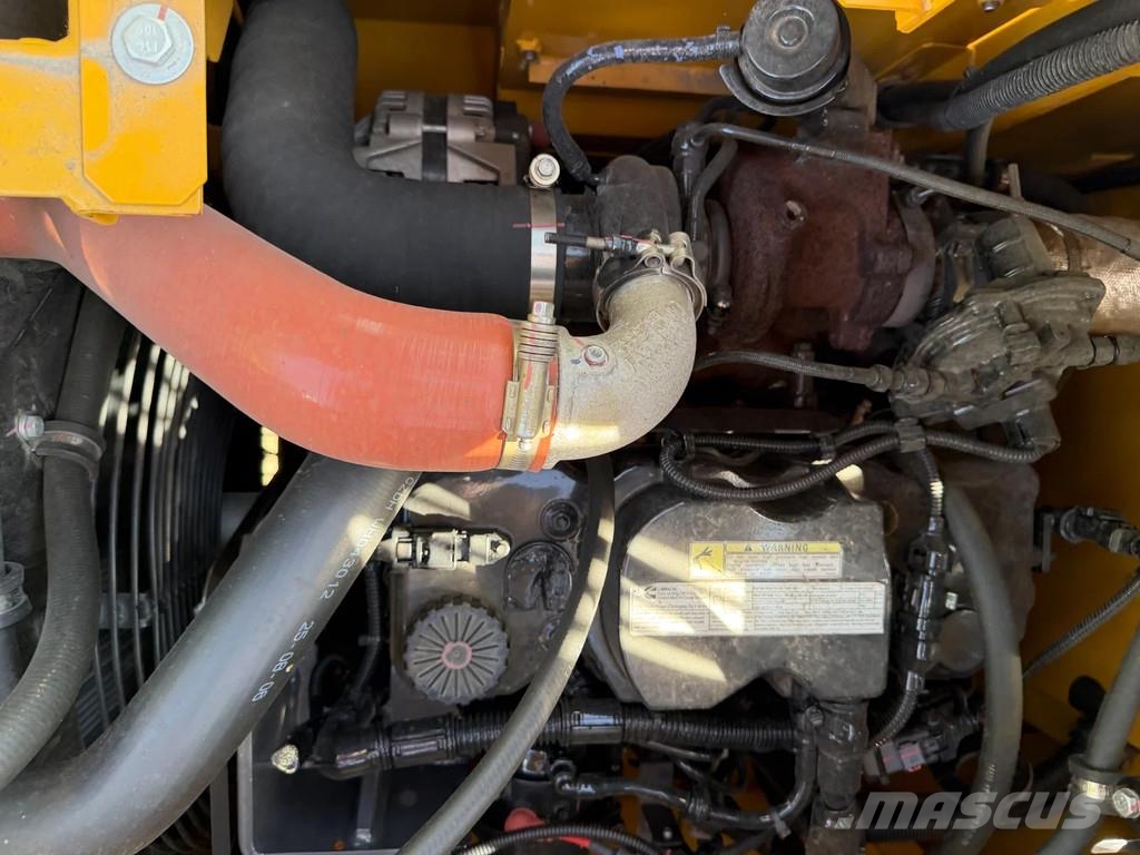 XCMG XE155 ECR XE155 ECR Гусеничные экскаваторы
