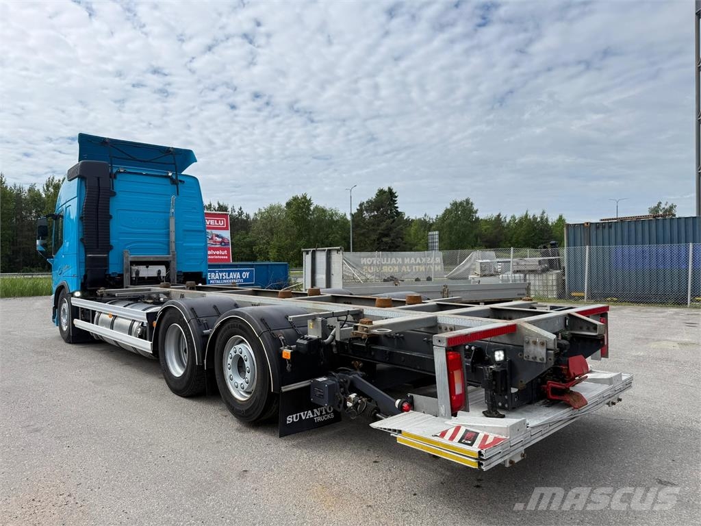 Volvo FM460 LNG 6x2 Camiones con chasís y cabina