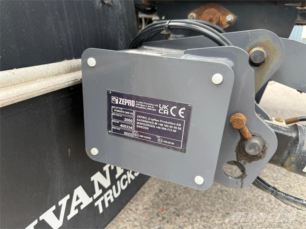 Volvo FM460 LNG 6x2 Camiones con chasís y cabina