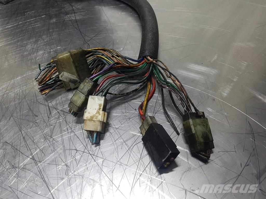 Komatsu PW 75/95 (FAI) - Dashboard/Console/Konsole Cabins and interior