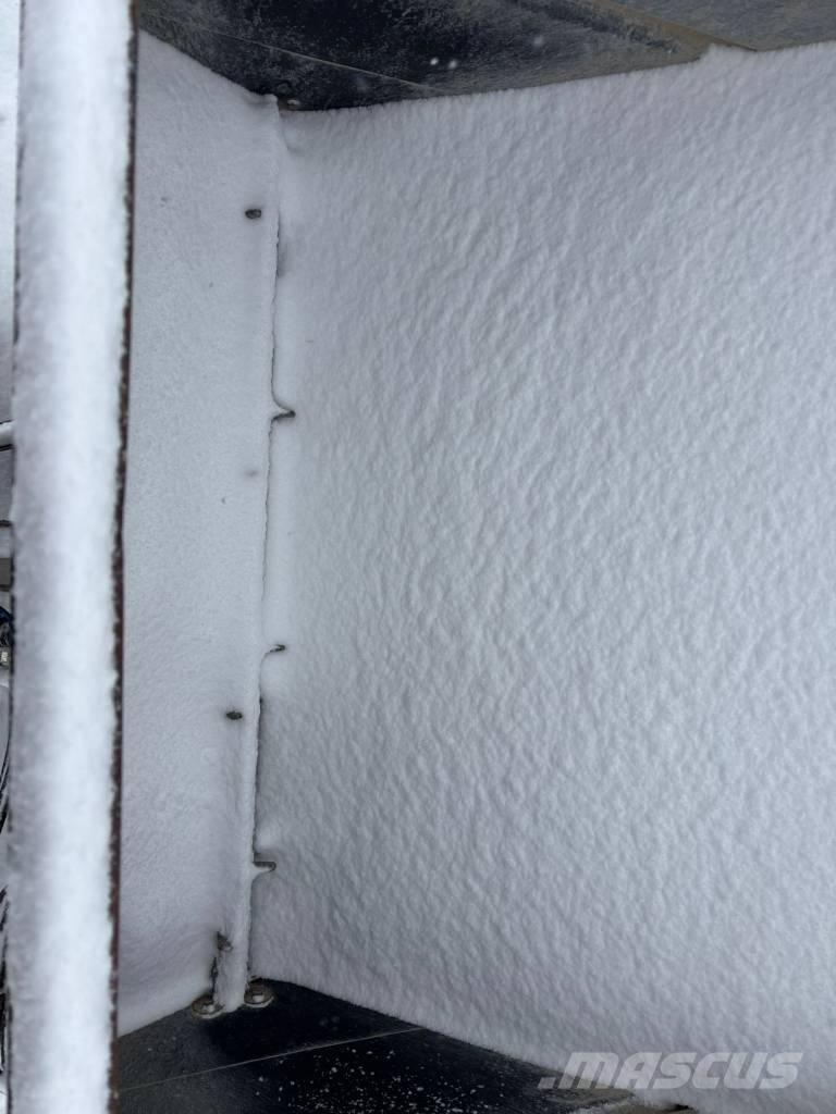 Salo 1600 HINATTAVA HIEKOITIN Užitkové stroje