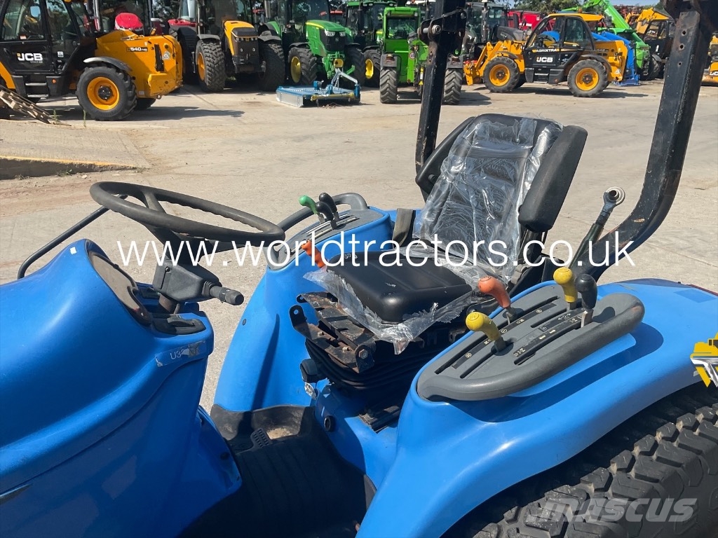 New Holland TC 31 D A 트랙터