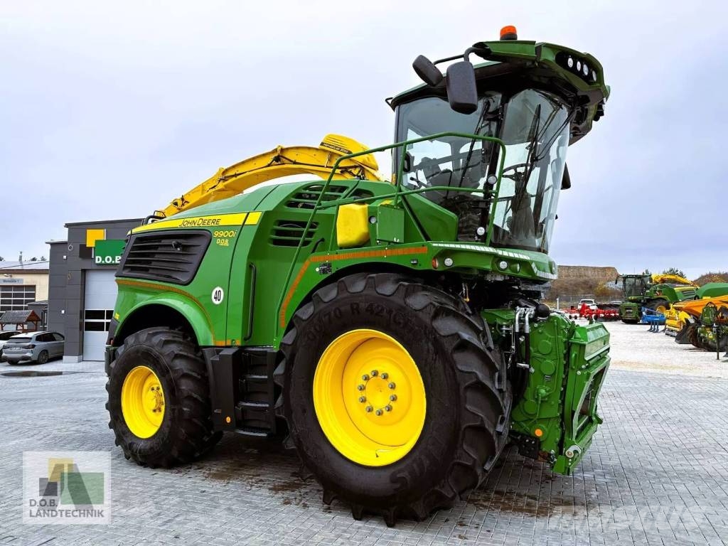 John Deere 9900i 목초 수확기