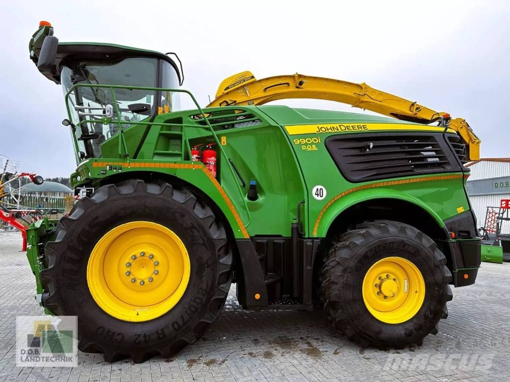 John Deere 9900i 목초 수확기