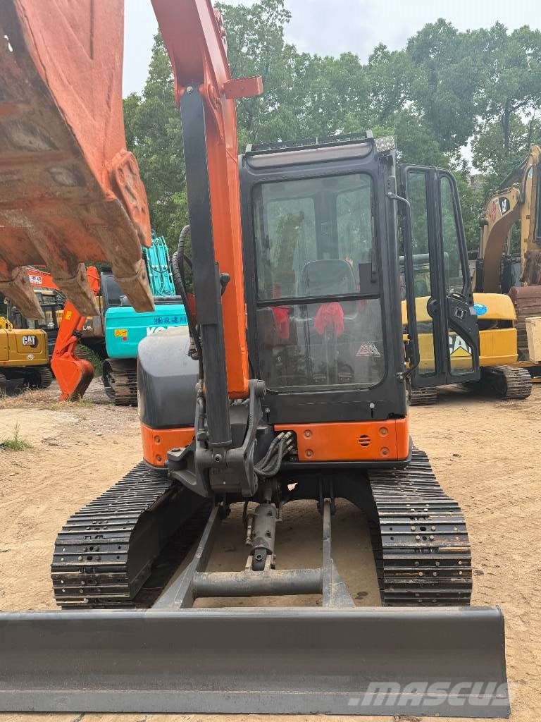 Hitachi ZX 50 U حفارات صغيرة أقل من 7 طن (حفارات صغيرة)