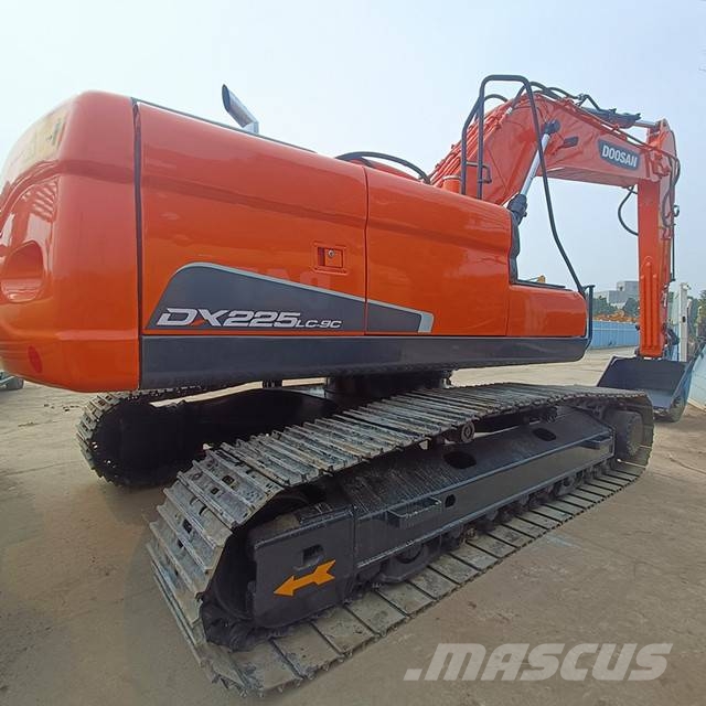 Doosan 225 LCV Raupenbagger