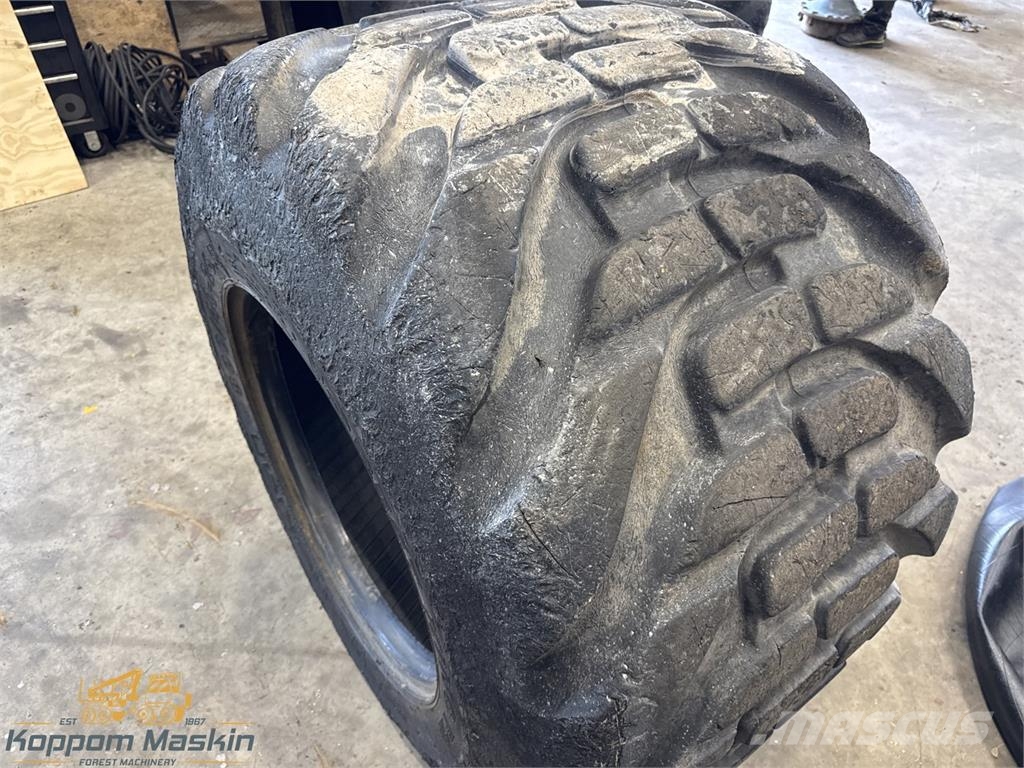 Nokian Fkf2 800/40x26,5 Used/Beg Tyres, wheels and rims