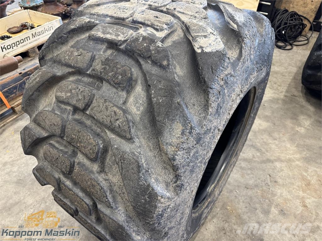Nokian Fkf2 800/40x26,5 Used/Beg Tyres, wheels and rims