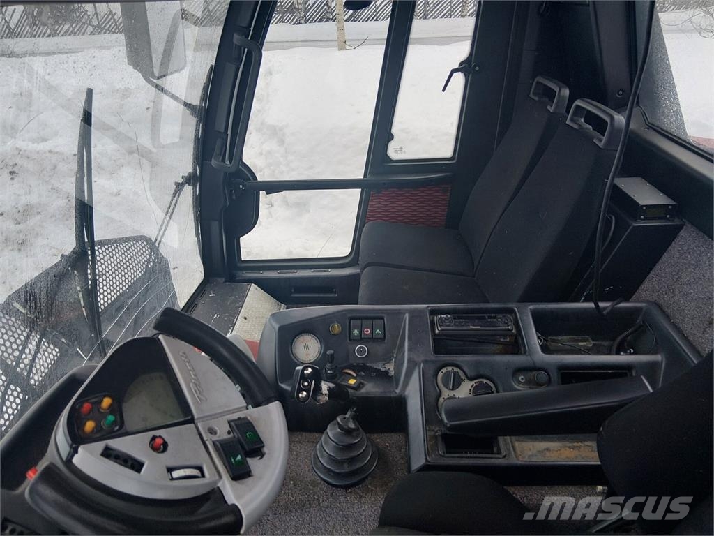 Prinoth Everest Power Tråkkemaskiner