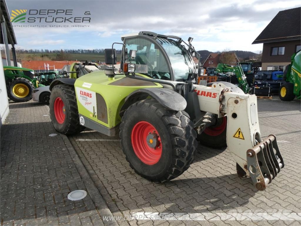 CLAAS Scorpion 9040 ماكينات زراعية - غير ذلك