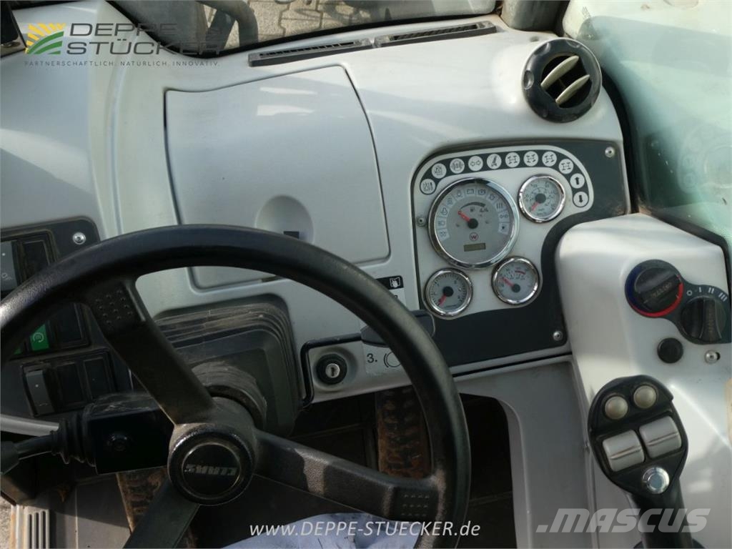 CLAAS Scorpion 9040 ماكينات زراعية - غير ذلك
