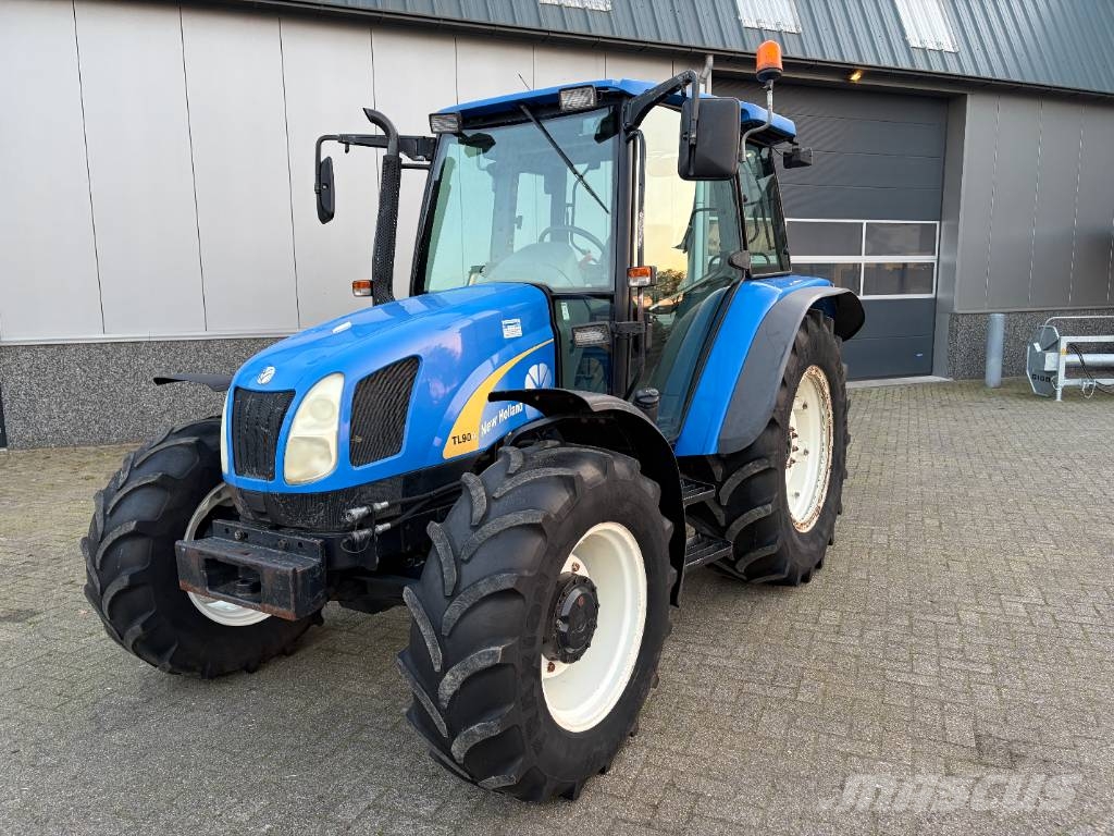 New Holland TL 90 A Tractors