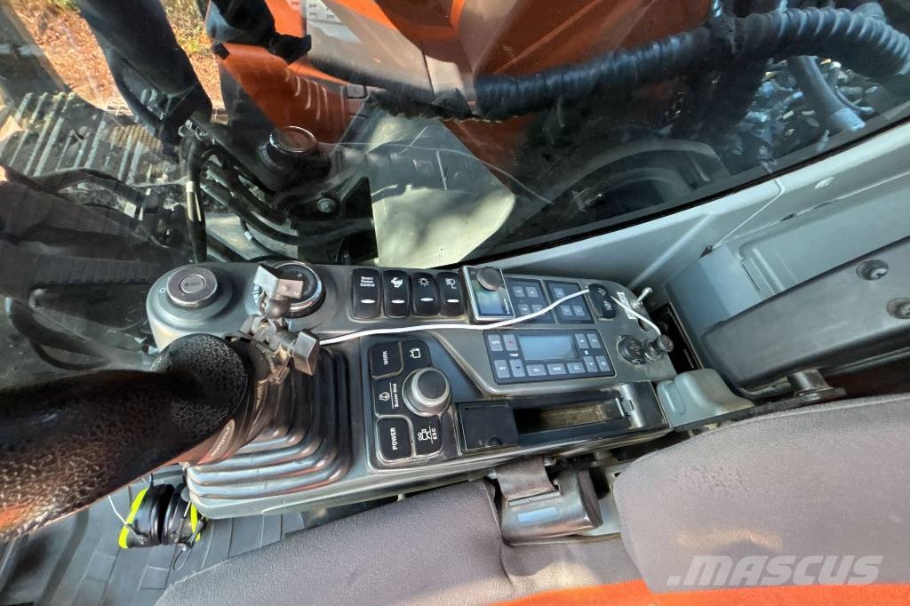 Doosan DX 255 LC-5 Rupsgraafmachines