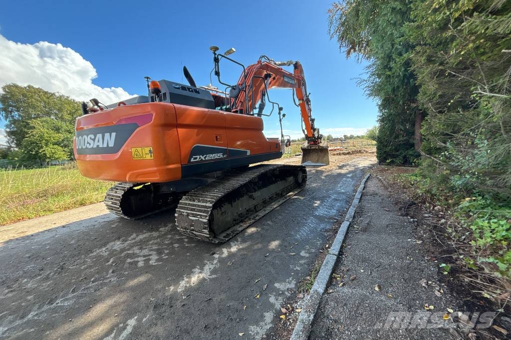 Doosan DX 255 LC-5 Rupsgraafmachines