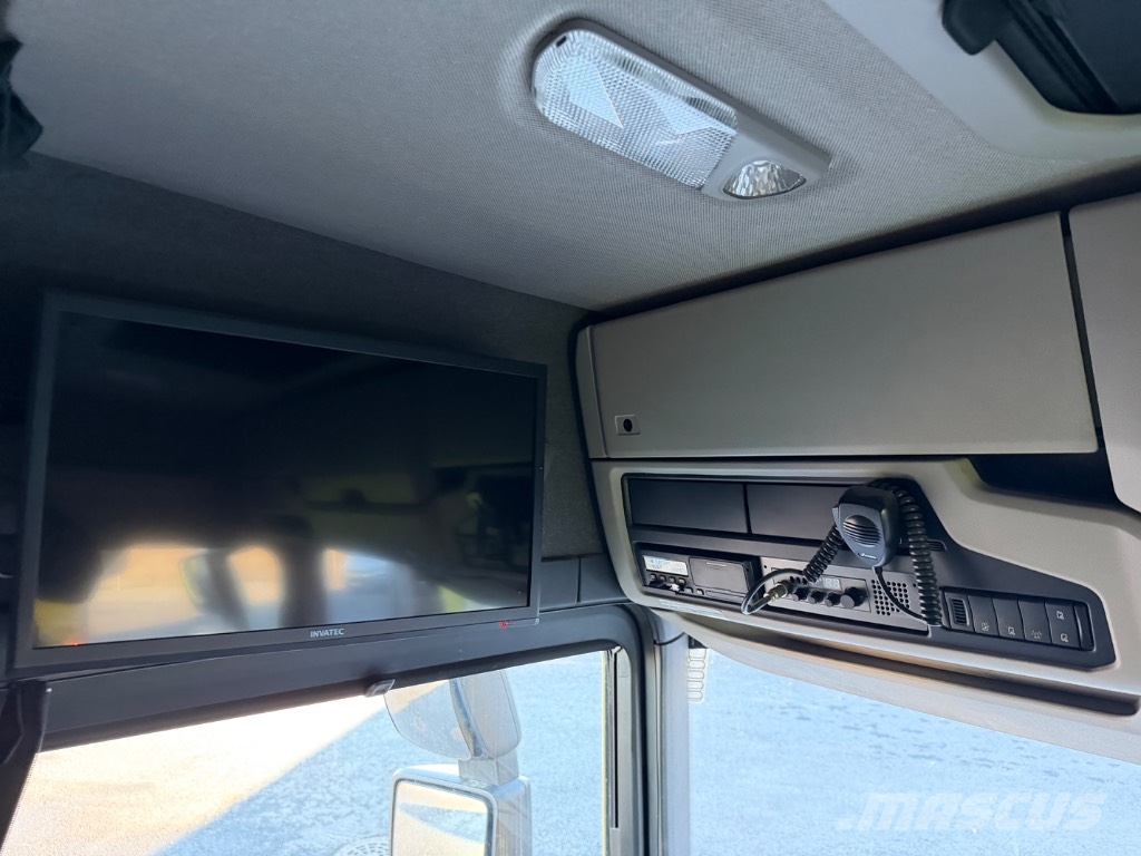 Scania R580 8x4*4 Kotalni prekucni tovornjaki