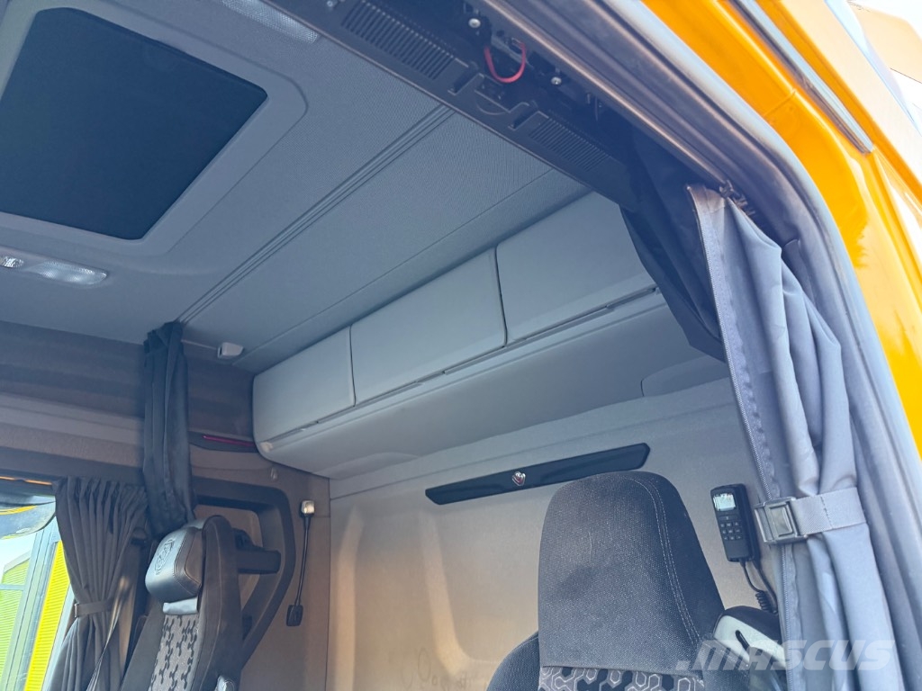 Scania R580 8x4*4 Kotalni prekucni tovornjaki
