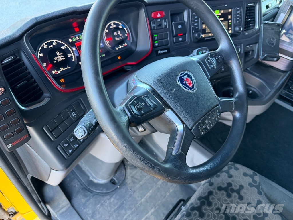 Scania R580 8x4*4 Kotalni prekucni tovornjaki
