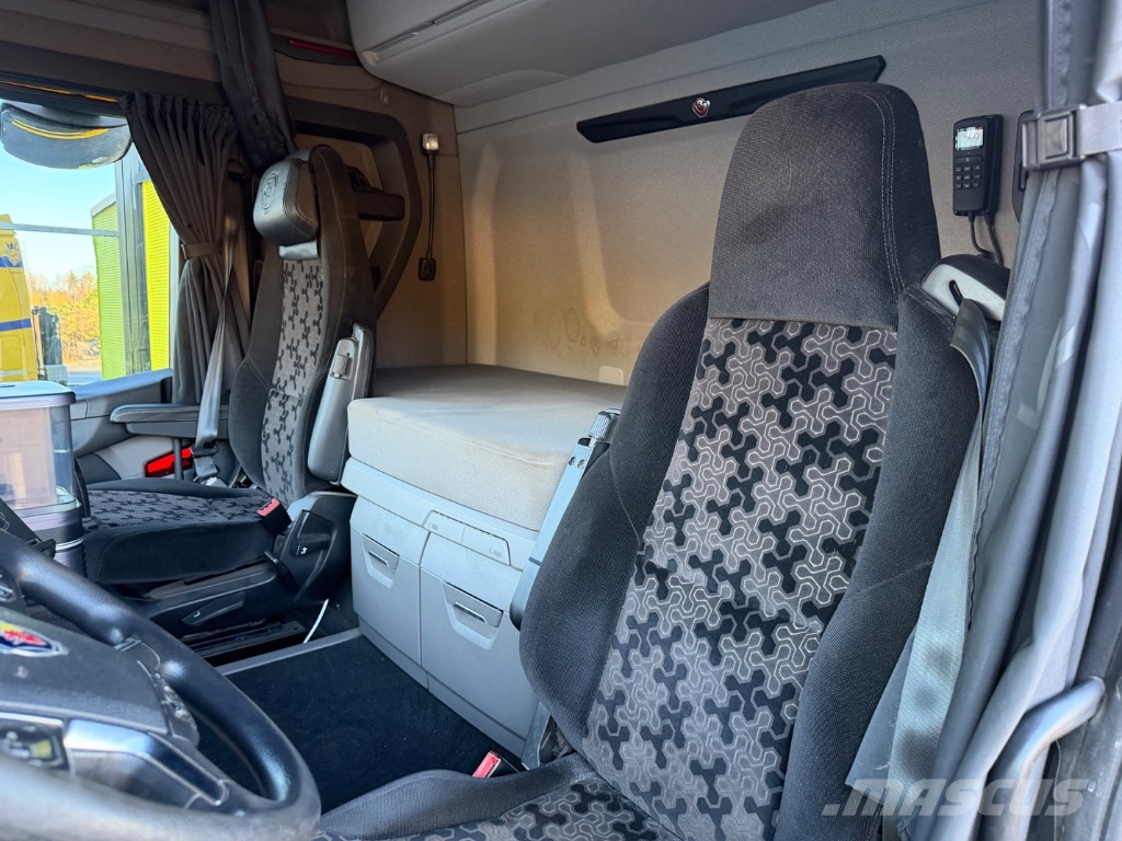 Scania R580 8x4*4 Kotalni prekucni tovornjaki