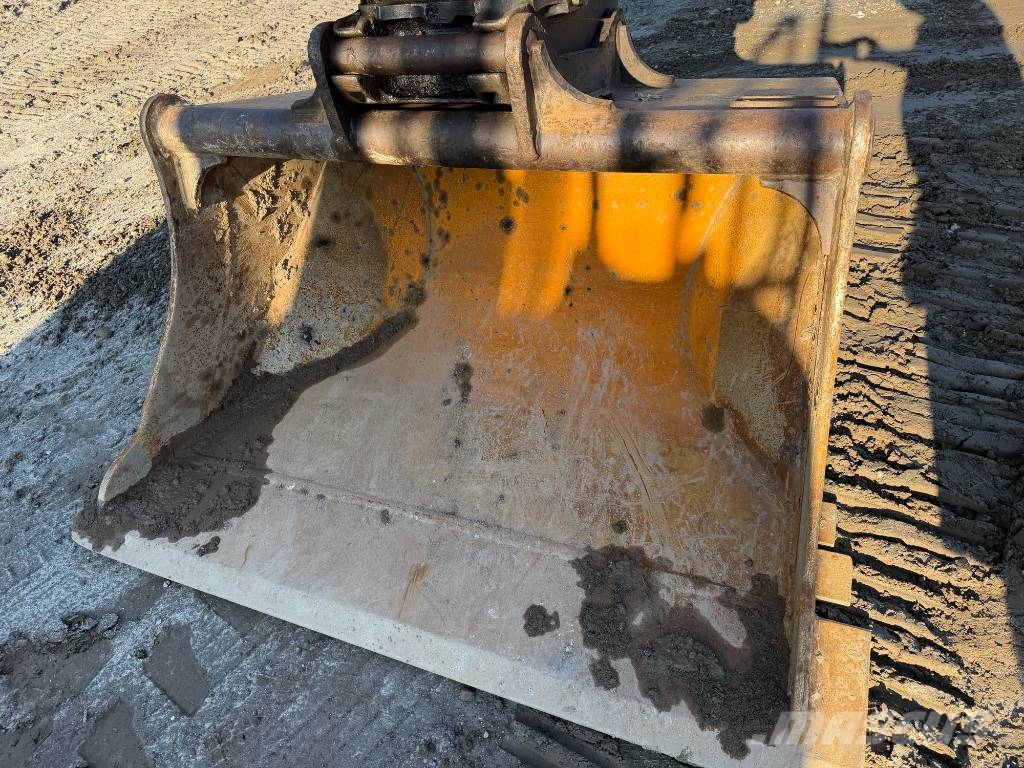 Hitachi ZX 85 US-6 Escavadeiras Midi 7t - 12t