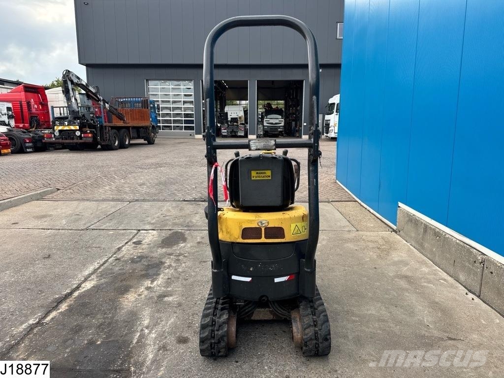 Yanmar SV08 1A 3100 hr, 2014, 1035 kg, 7,7 kW Mini excavatoare < 7t