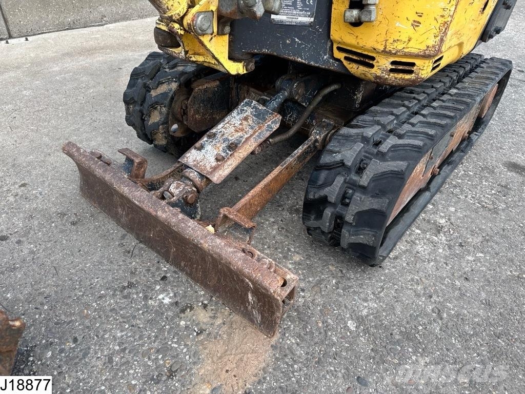 Yanmar SV08 1A 3100 hr, 2014, 1035 kg, 7,7 kW Mini excavatoare < 7t