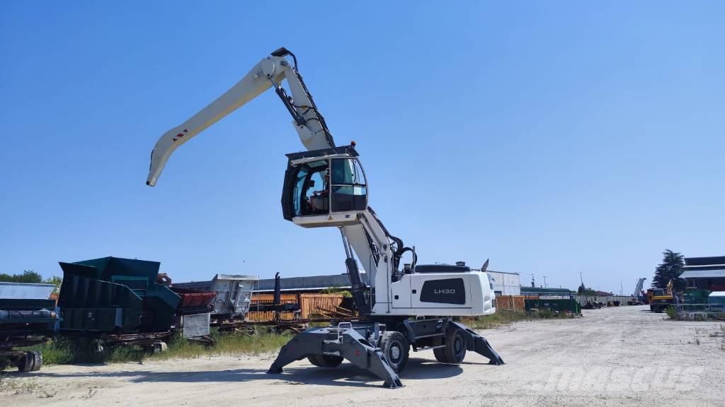 Liebherr LH 30 M Перегружатели металлолома/промышленные погрузчики