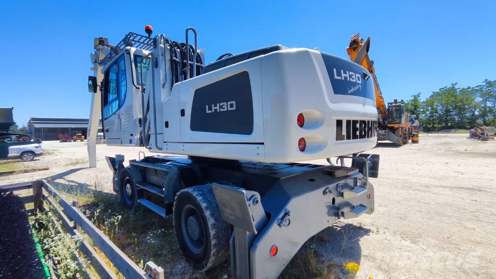 Liebherr LH 30 M Перегружатели металлолома/промышленные погрузчики
