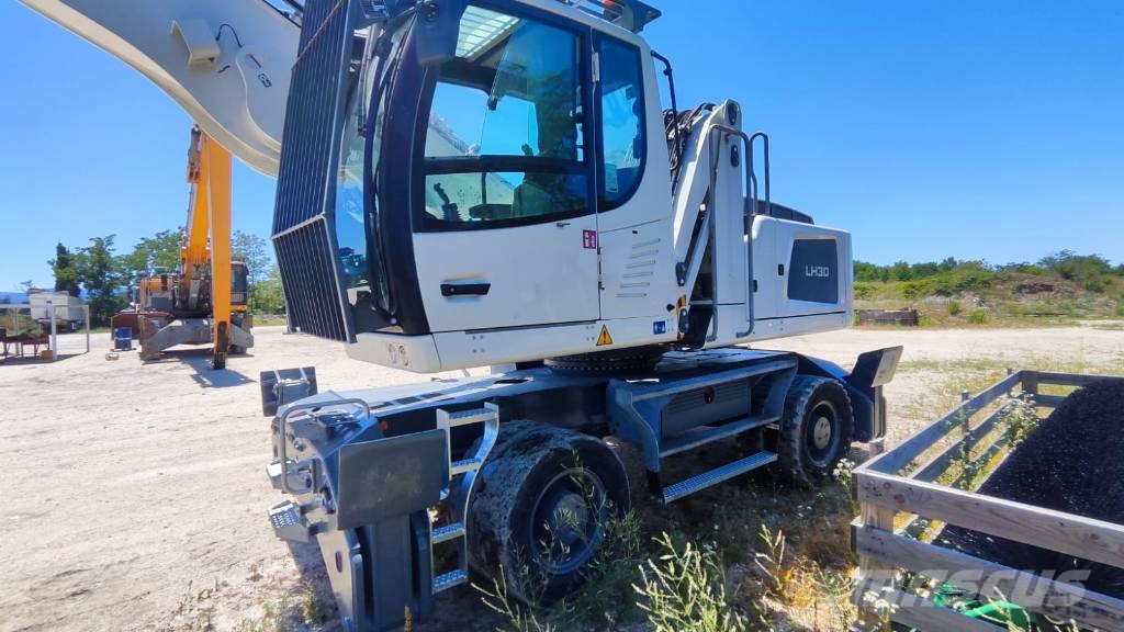Liebherr LH 30 M Перегружатели металлолома/промышленные погрузчики