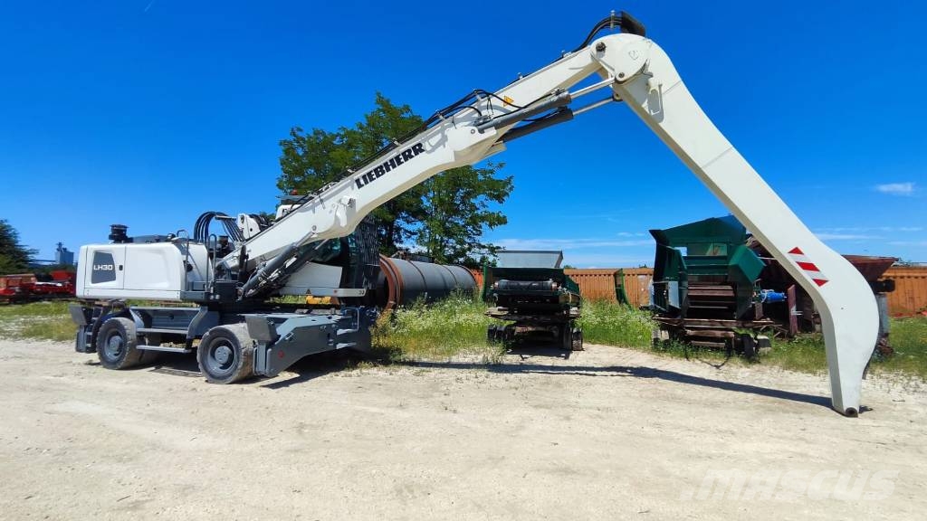 Liebherr LH 30 M Перегружатели металлолома/промышленные погрузчики