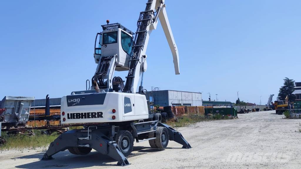 Liebherr LH 30 M Перегружатели металлолома/промышленные погрузчики