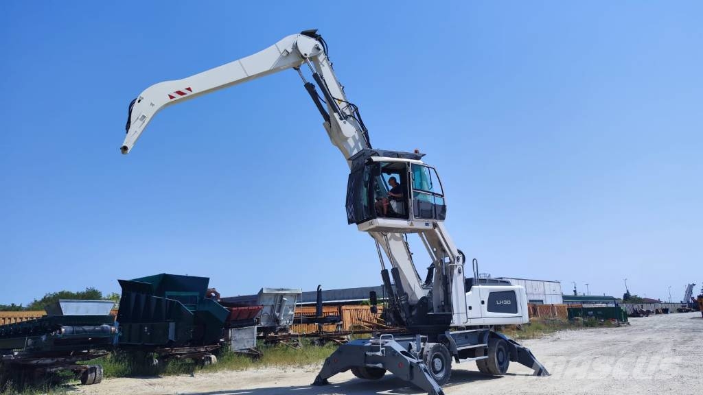 Liebherr LH 30 M Перегружатели металлолома/промышленные погрузчики