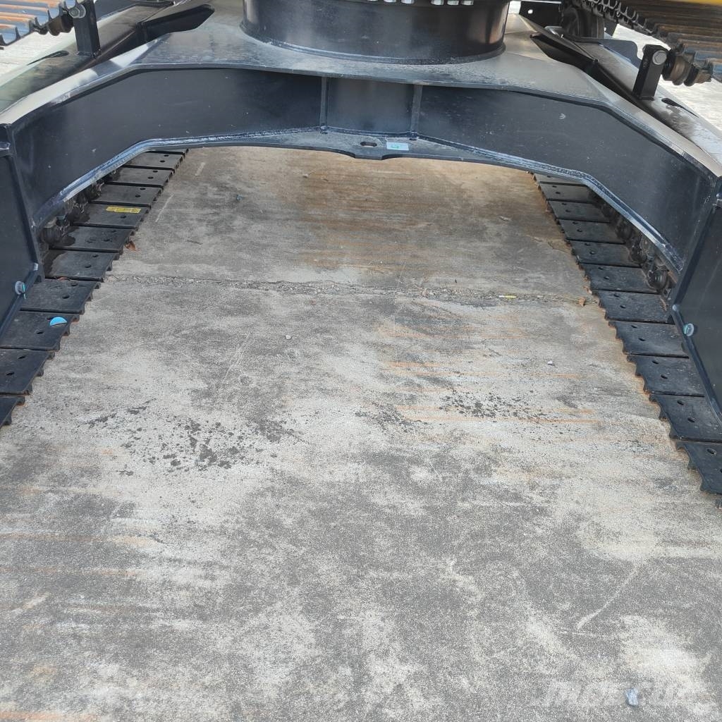 CAT 307 中型挖掘机