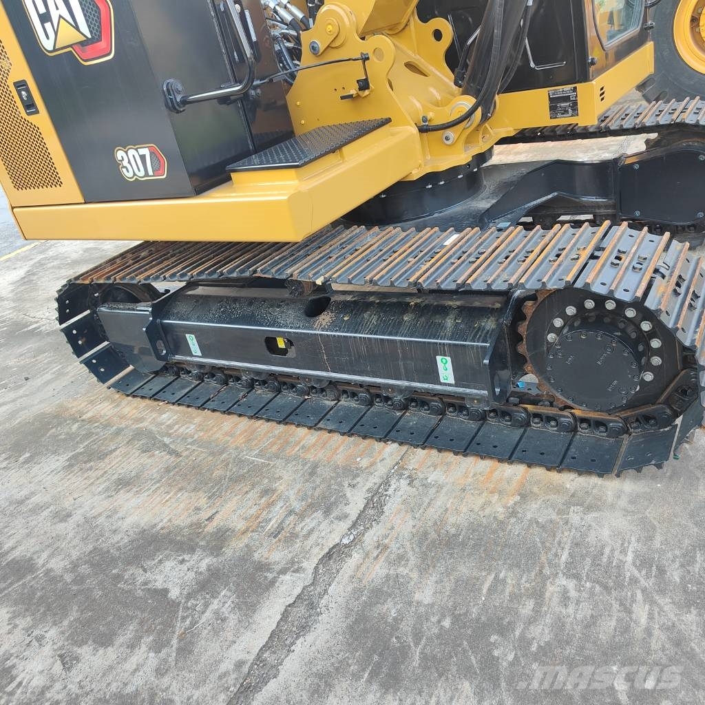 CAT 307 中型挖掘机