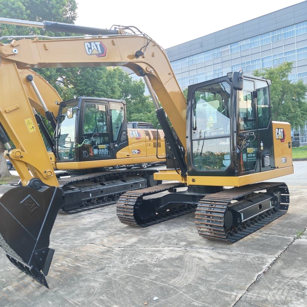 CAT 307 中型挖掘机