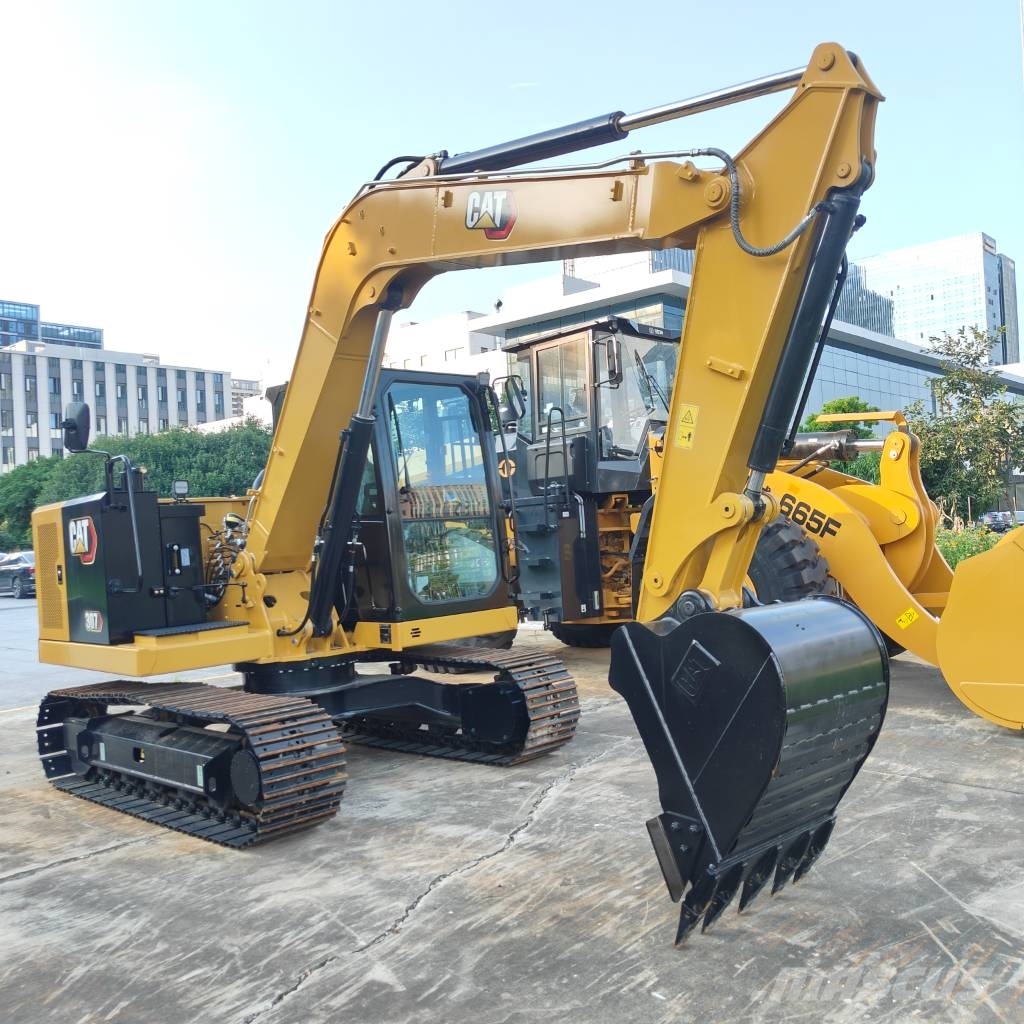 CAT 307 中型挖掘机