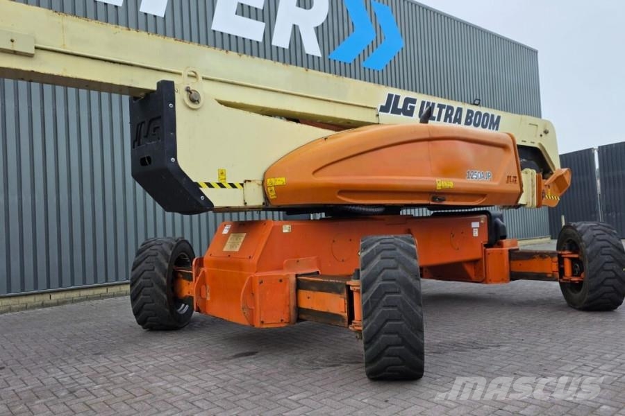 JLG 1250AJP Diesel, 4x4x4 Drive, 40.1m Working Height, Piattaforme a braccio articolato
