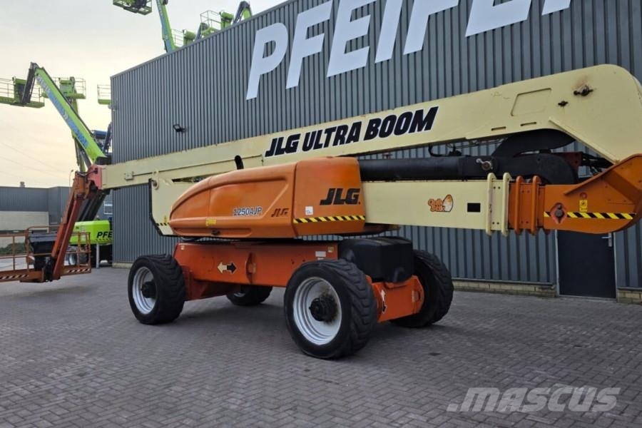 JLG 1250AJP Diesel, 4x4x4 Drive, 40.1m Working Height, Piattaforme a braccio articolato