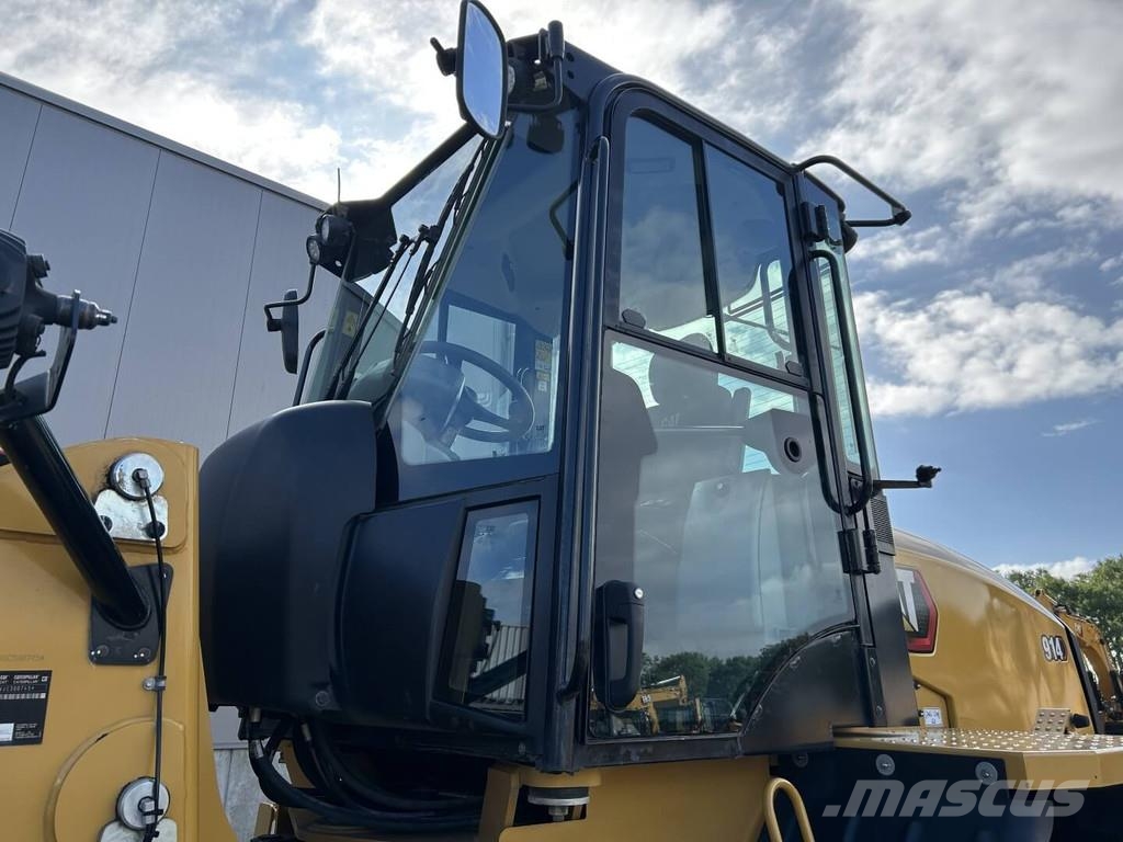 CAT 914-14 لوادر بعجل