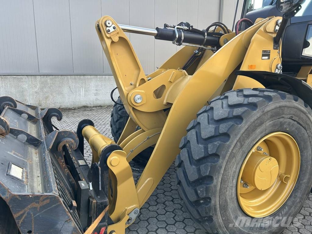 CAT 914-14 لوادر بعجل